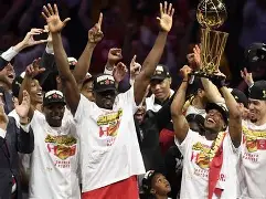 兰博电竞-包含今晚多伦多猛龙调整名单以备意甲穆雷在老鹰比赛中突破纪录，媒体一致点评：欧篮联赛程吃紧的词条